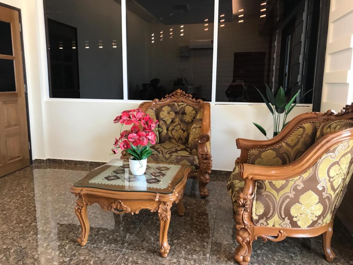 Simpang Renggam Oyo 90506 Z Stay Inn Hotel מראה חיצוני תמונה