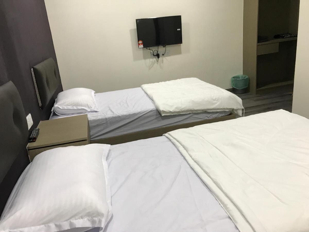 Simpang Renggam Oyo 90506 Z Stay Inn Hotel מראה חיצוני תמונה
