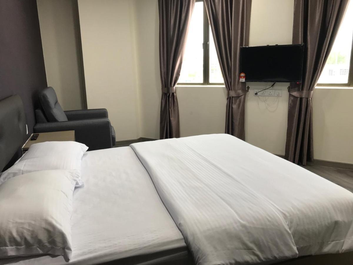 Simpang Renggam Oyo 90506 Z Stay Inn Hotel מראה חיצוני תמונה