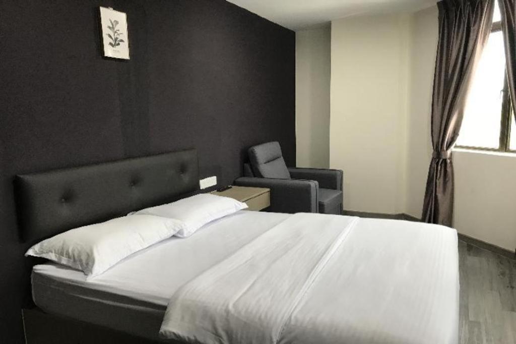 Simpang Renggam Oyo 90506 Z Stay Inn Hotel מראה חיצוני תמונה